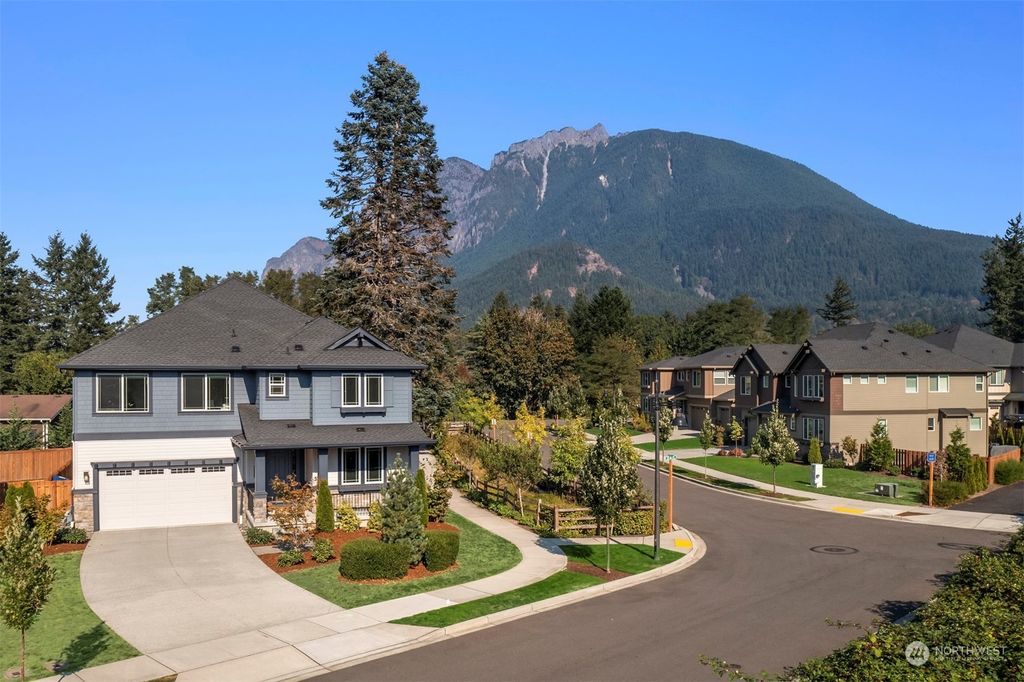 Photo of 802 SE 6th Place, North Bend, WA 98045 (MLS # 2003172)