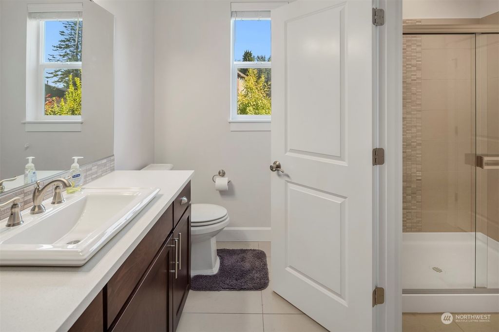 Photo of 802 SE 6th Place, North Bend, WA 98045 (MLS # 2003172)