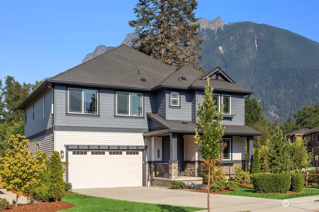 Photo of 802 SE 6th Place, North Bend, WA 98045 (MLS # 2003172)