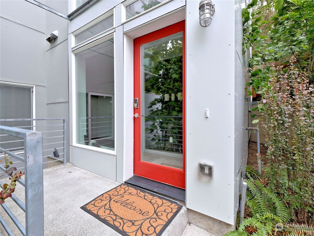 Photo of 1009 Sturgus Avenue S, Seattle, WA 98144 (MLS # 2255288)