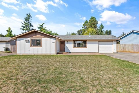Photo of 8065 Lyn Dale Drive, Lynden, WA 98264 (MLS # 2431929)
