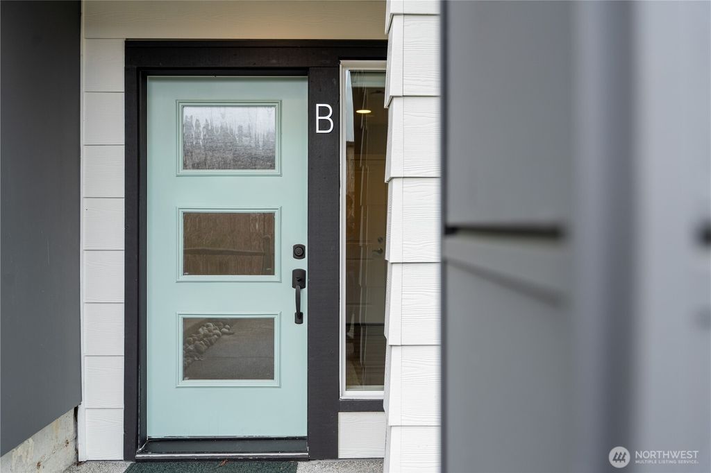 Photo of 23712 8th Drive SE #B, Bothell, WA 98021 (MLS # 2478791)