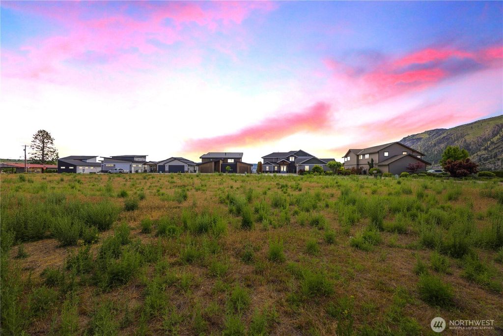 Photo of 713 1st Street S, Brewster, WA 98812 (MLS # 2485360)