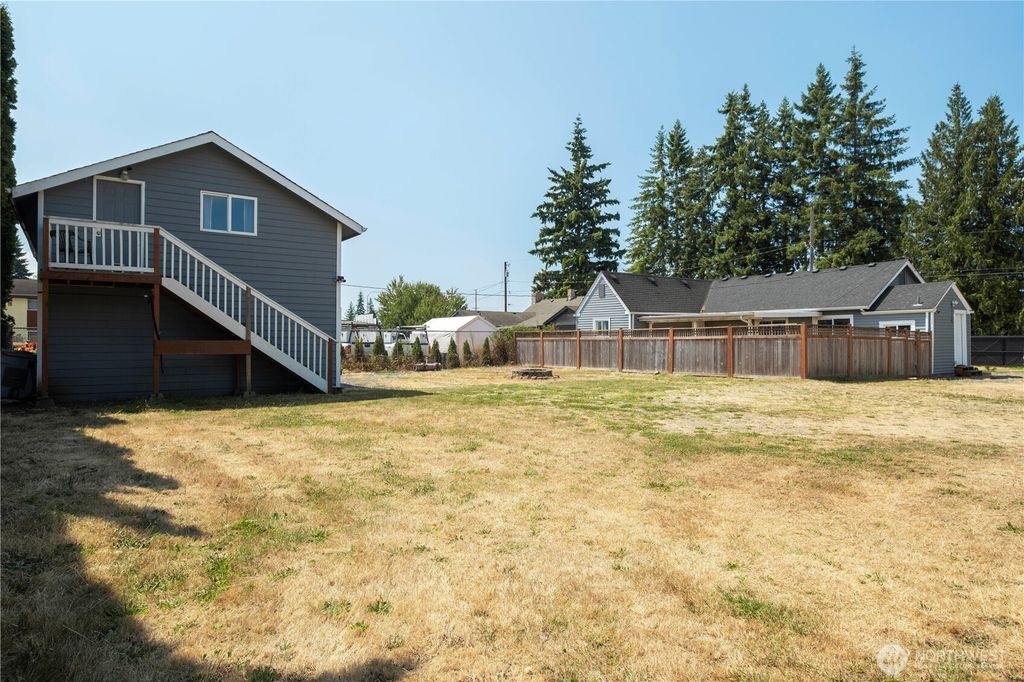 Photo of 1016 Ash Avenue, Marysville, WA 98270 (MLS # 2410997)