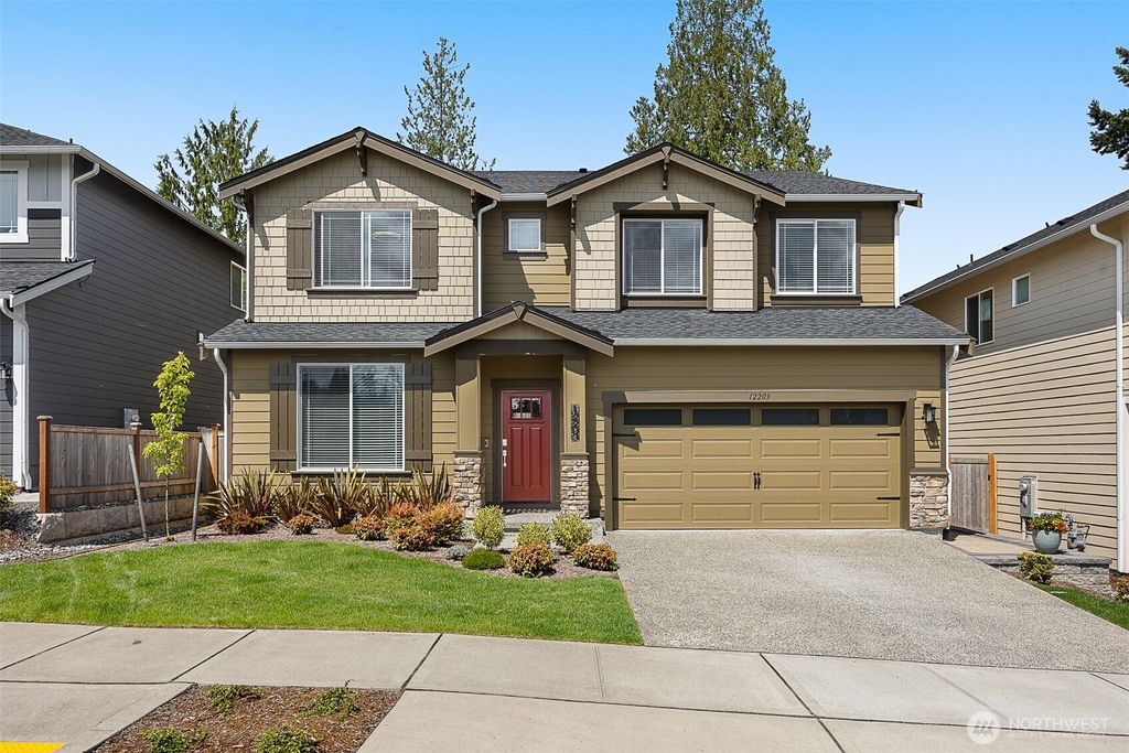 Photo of 12203 SE 9th Place SE, Lake Stevens, WA 98258 (MLS # 2381063)