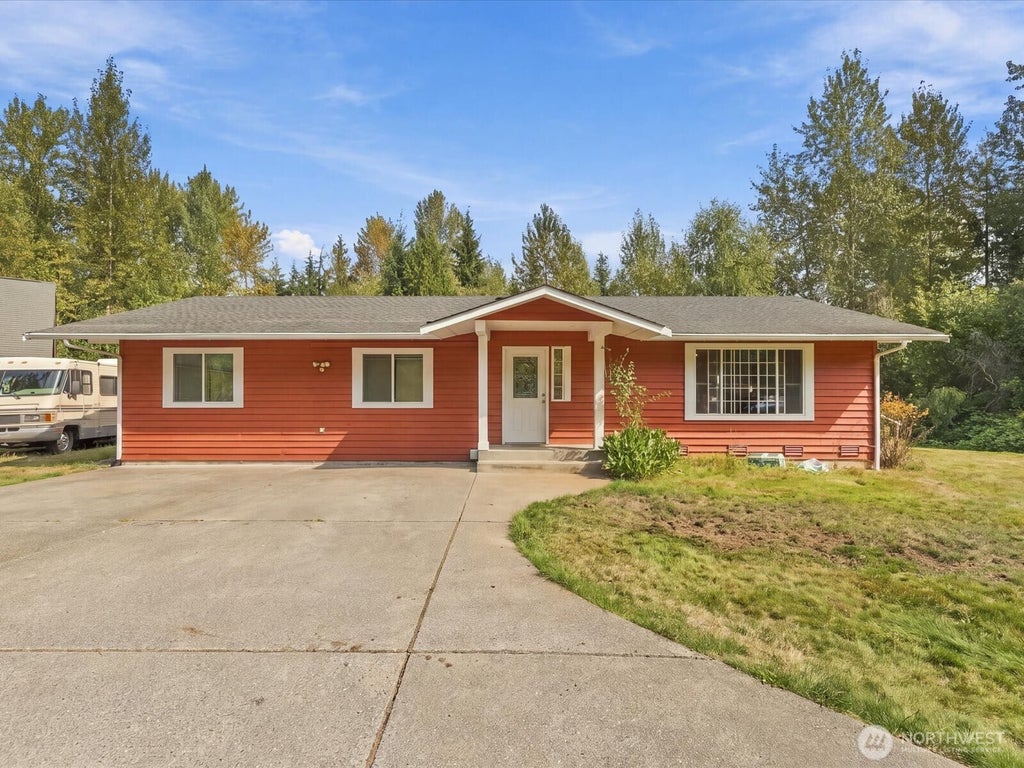 Photo of 21621 108th Street SE, Snohomish, WA 98290 (MLS # 2586898)