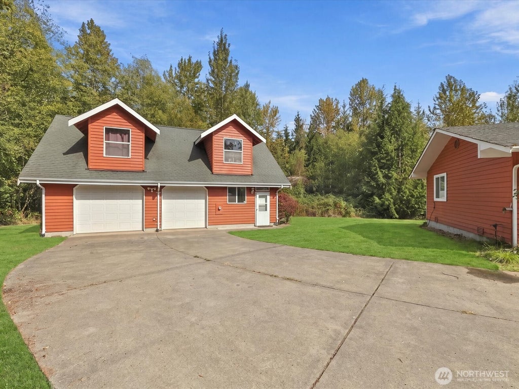 Photo of 21621 108th Street SE, Snohomish, WA 98290 (MLS # 2586898)