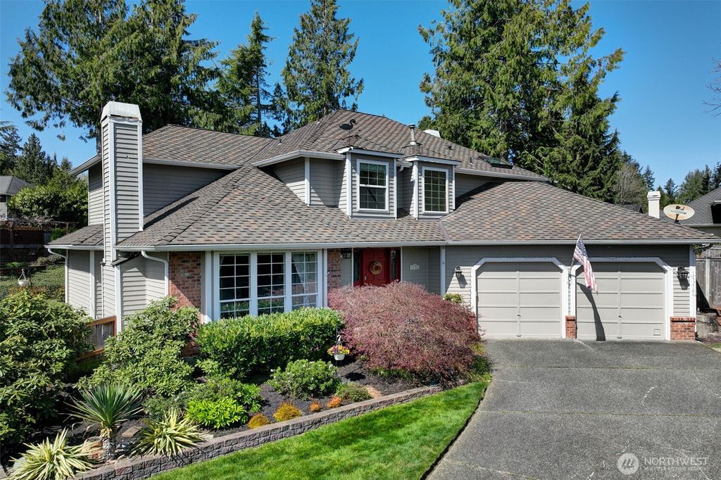 Photo of 23406 NE 21st Street, Sammamish, WA 98074 (MLS # 2334061)