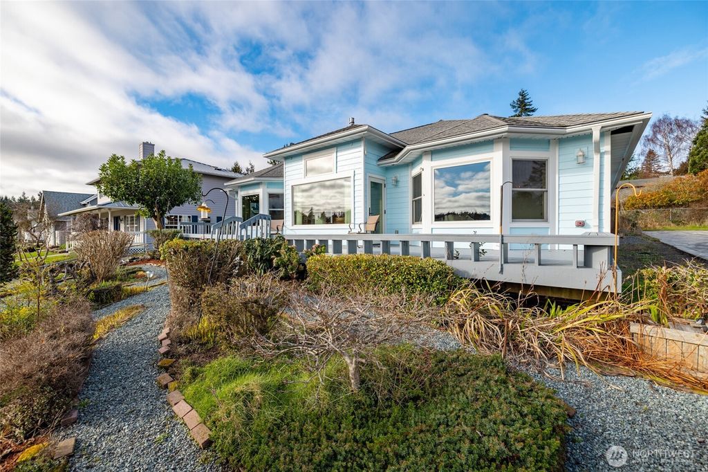 Photo of 802 NW Krueger Street, Coupeville, WA 98239 (MLS # 2485302)