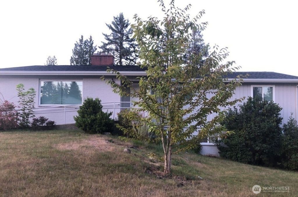 Photo of 607 Jones Drive, Port Orchard, WA 98366 (MLS # 2474628)