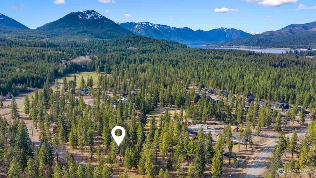 Photo of 31 Domerie Park Loop, Cle Elum, WA 98922 (MLS # 2500486)