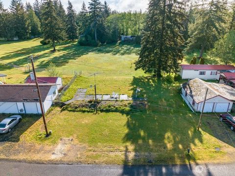 Photo of 95 W Fairway Drive, Elma, WA 98541 (MLS # 2527216)