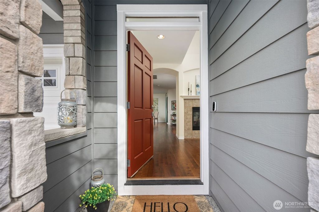 Photo of 17246 NE 25th Way, Redmond, WA 98052 (MLS # 2341945)