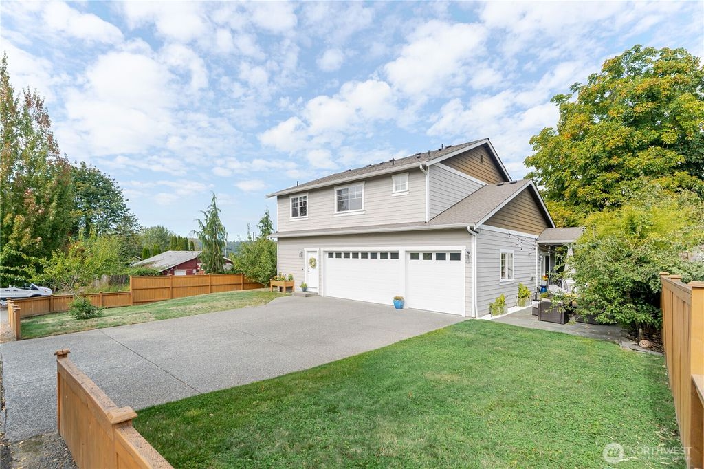 Photo of 26501 NE Stephens Street, Duvall, WA 98019 (MLS # 2437756)