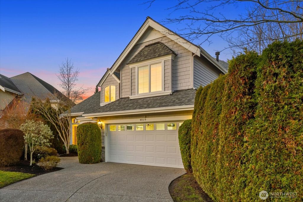 Photo of 4819 Wilmington Way, Mukilteo, WA 98275 (MLS # 2471174)