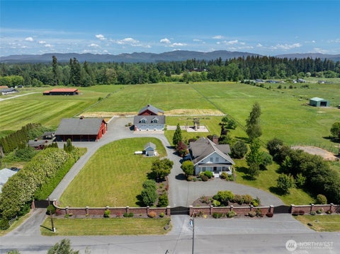 Photo of 37824 SE 176th Avenue, Auburn, WA 98092 (MLS # 2533938)