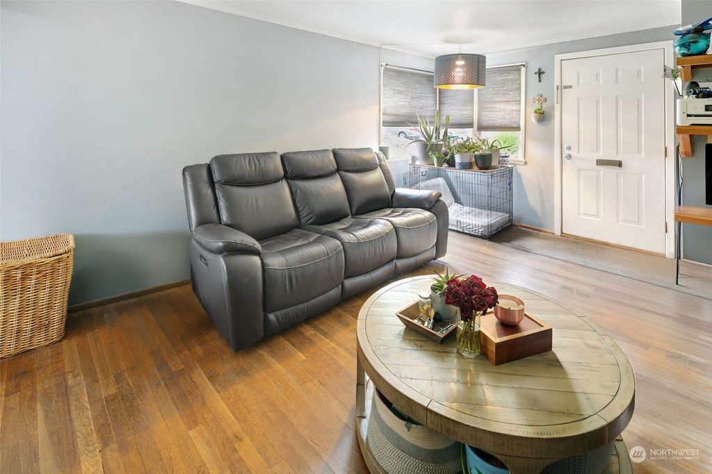 Photo of 3820 14th Avenue S, Seattle, WA 98108 (MLS # 2295281)