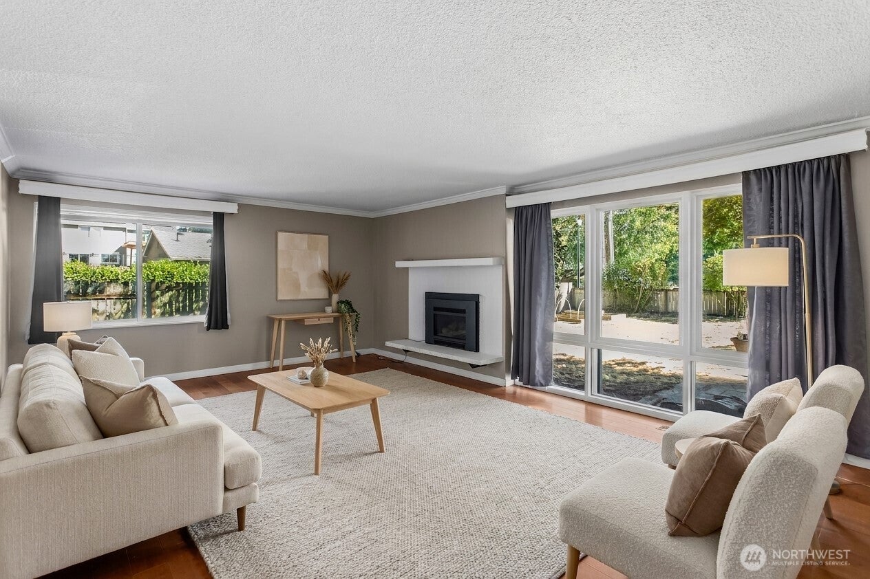 7211 44th Street W