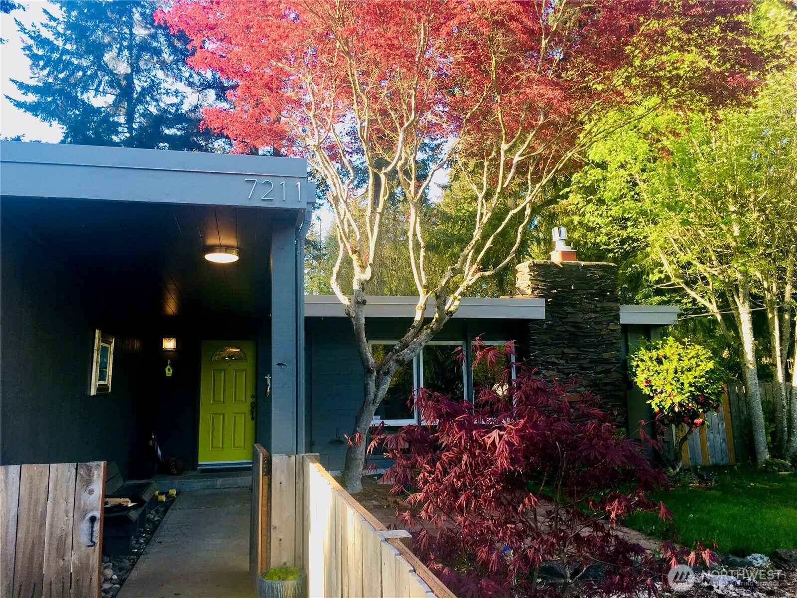 7211 44th Street W