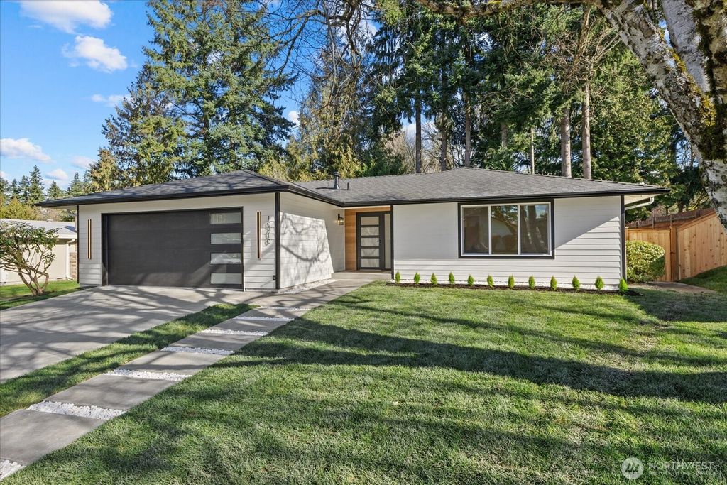 Photo of 10210 163rd Avenue NE, Redmond, WA 98052 (MLS # 2508091)