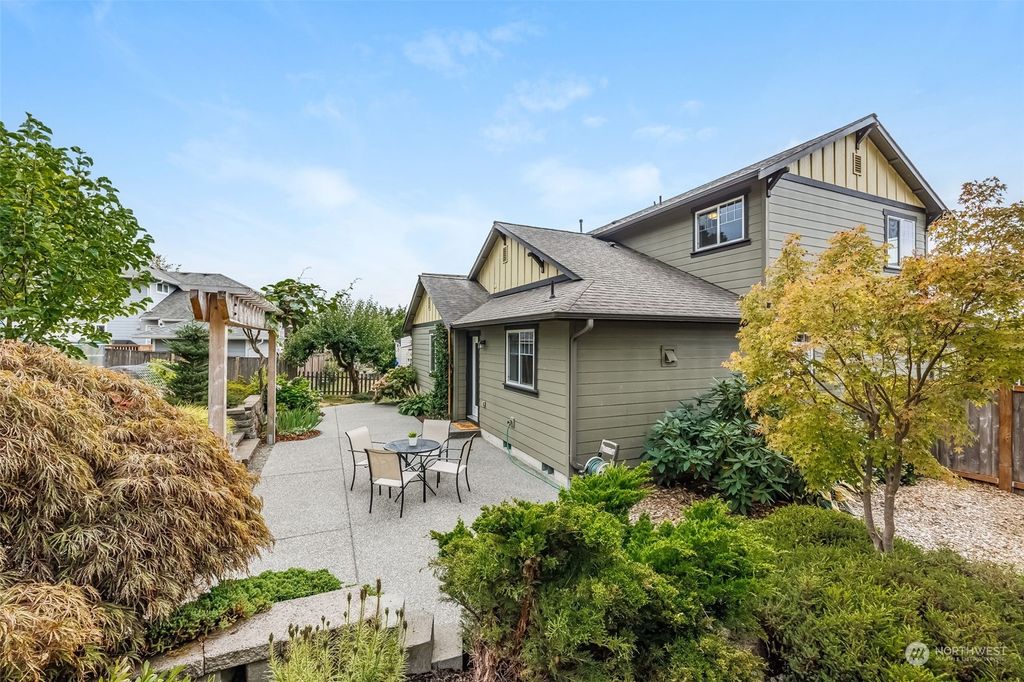 Photo of 3717 69th Drive NE, Marysville, WA 98270 (MLS # 1996564)