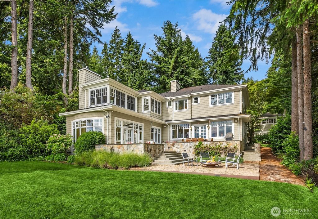 Photo of 13401 Manzanita Road NE, Bainbridge Island, WA 98110 (MLS # 2497001)