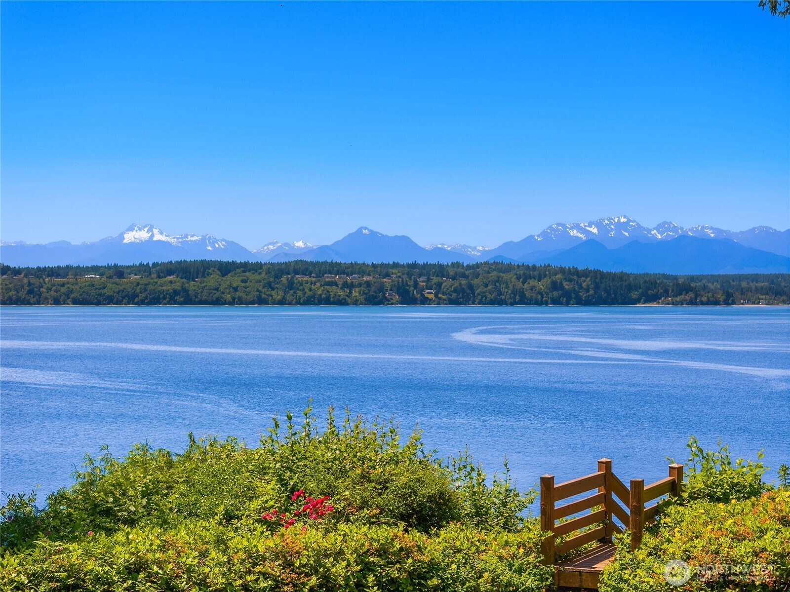 13401 Manzanita Road NE