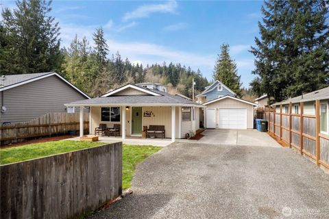 Photo of 408 Cothary ST St, Wilkeson, WA 98396 (MLS # 2495292)