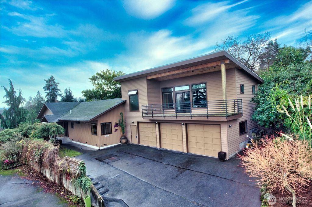 Photo of 4322 29th Avenue W, Seattle, WA 98199 (MLS # 2458515)