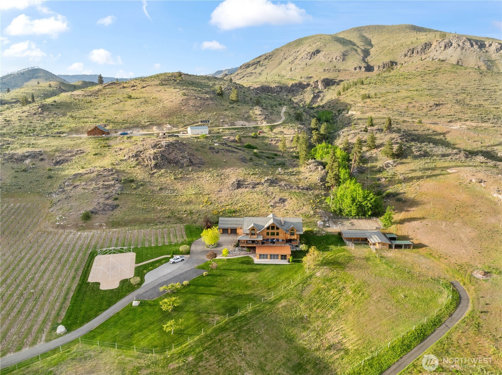 Manson, Washington, 98831, United States, 5 Bedrooms Bedrooms, ,7 BathroomsBathrooms,Residential,Active,2034662