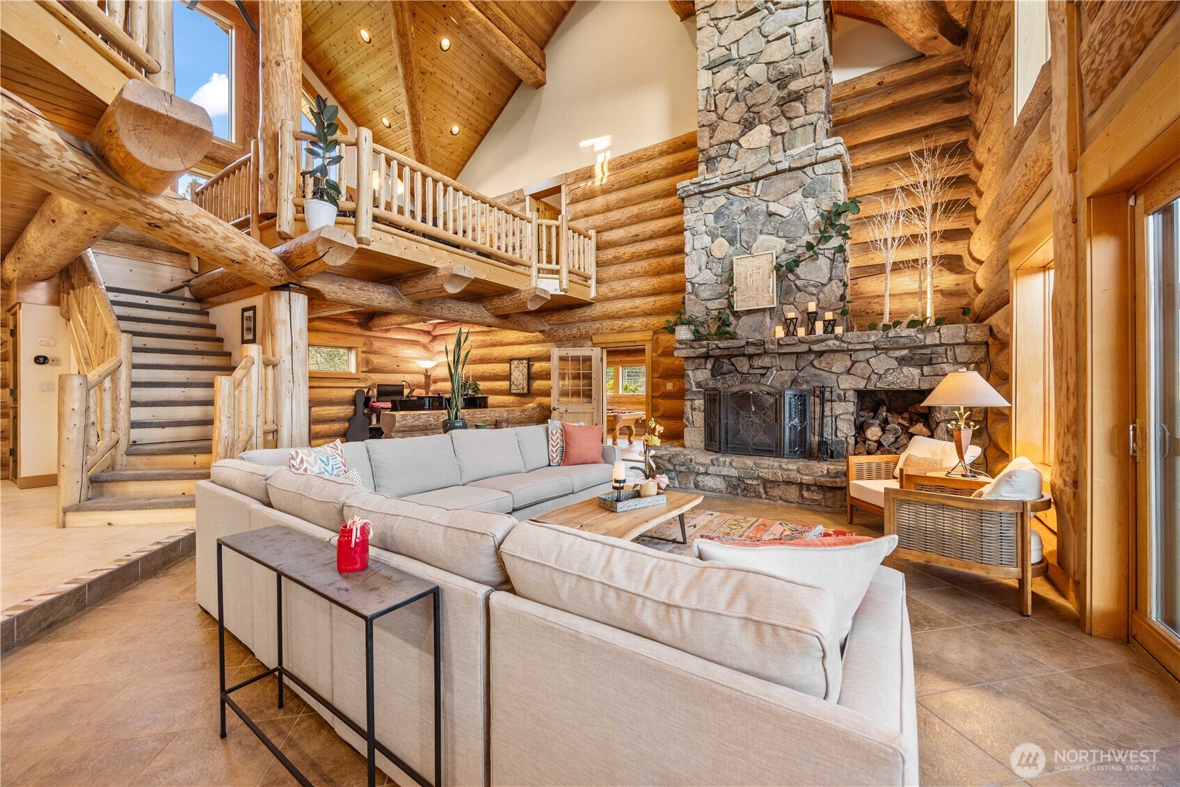 Manson, Washington, 98831, United States, 5 Bedrooms Bedrooms, ,7 BathroomsBathrooms,Residential,Active,2034662