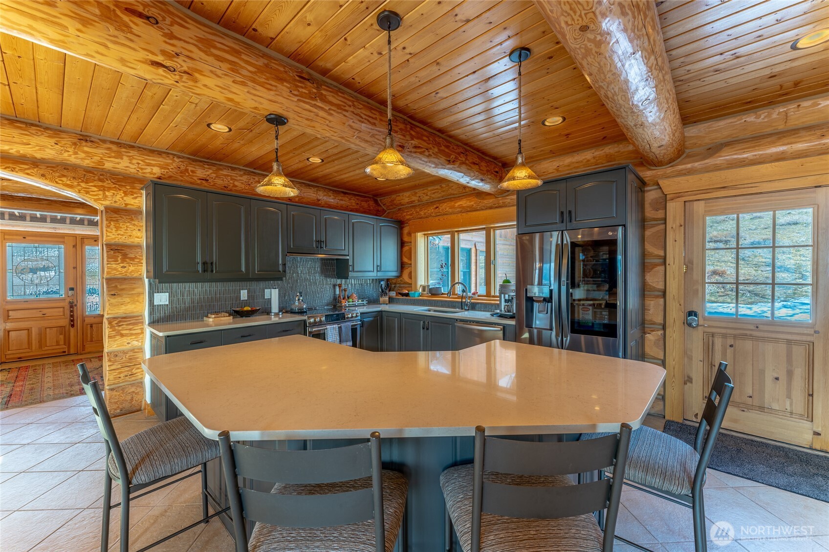 Manson, Washington, 98831, United States, 5 Bedrooms Bedrooms, ,7 BathroomsBathrooms,Residential,Active,2034662