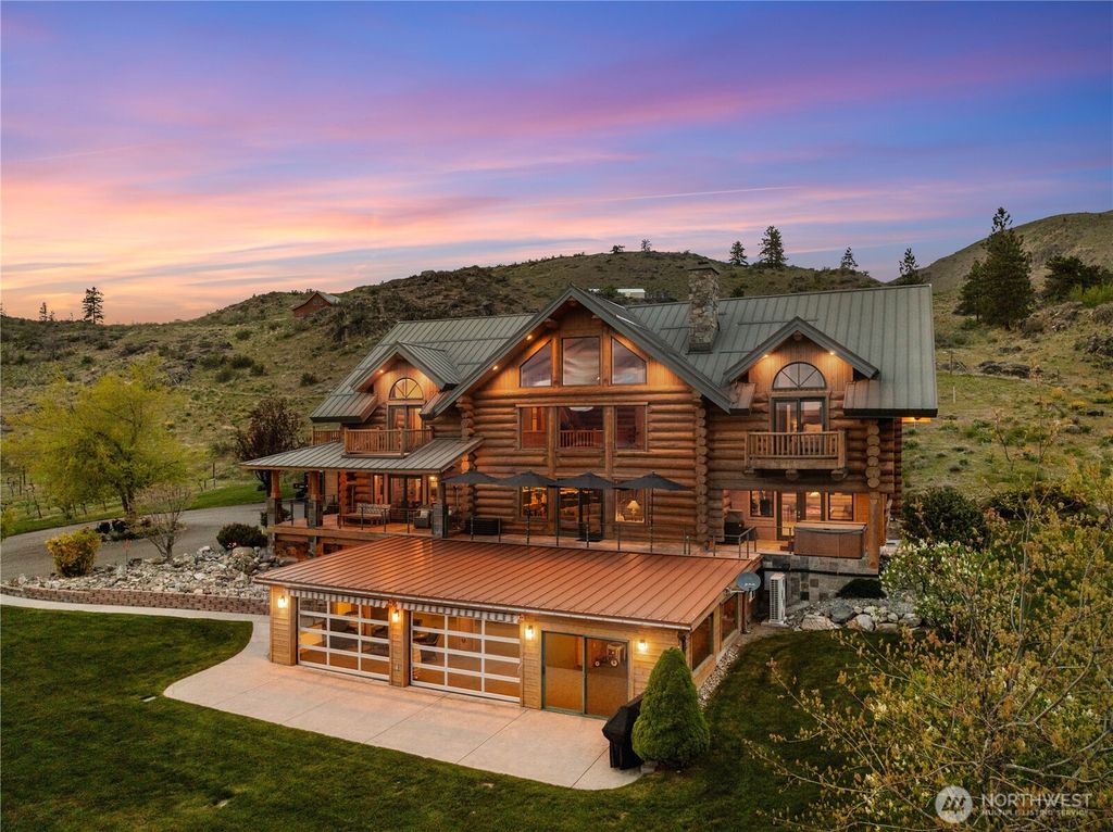 Photo of 148 High Blossom Lane, Manson, WA 98831 (MLS # 2504229)