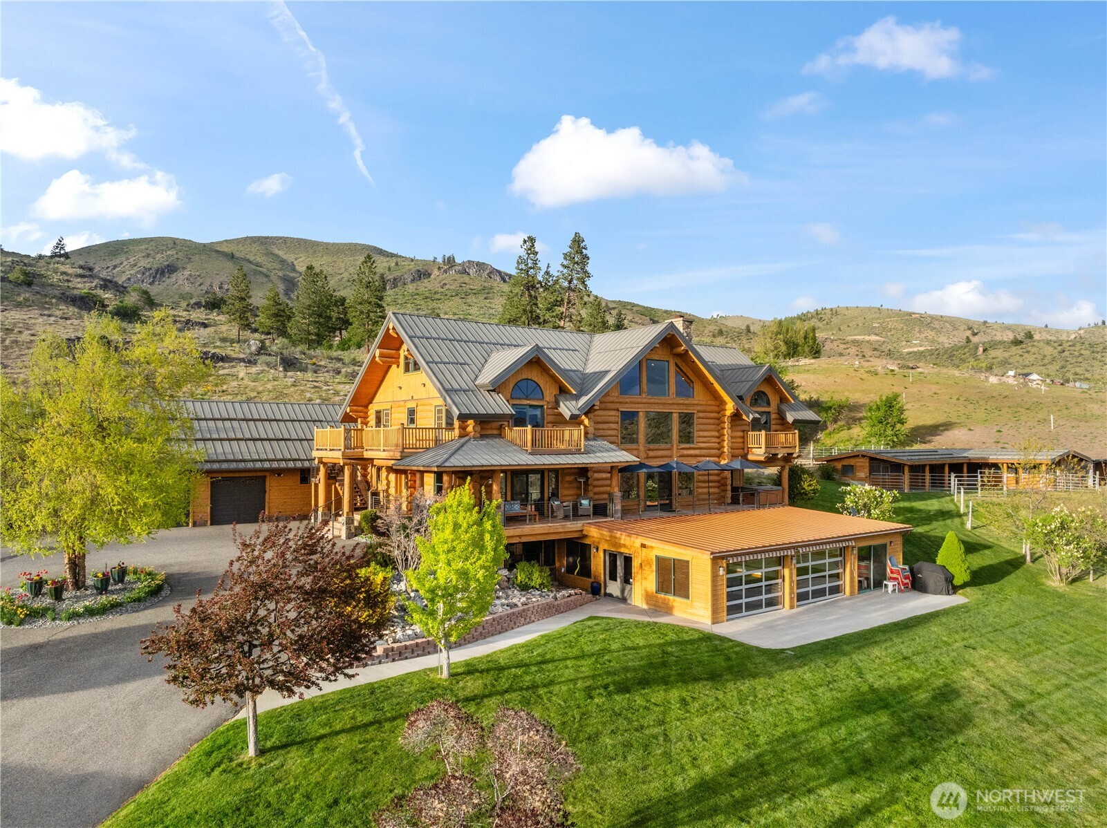 Manson, Washington, 98831, United States, 5 Bedrooms Bedrooms, ,7 BathroomsBathrooms,Residential,Active,2034662