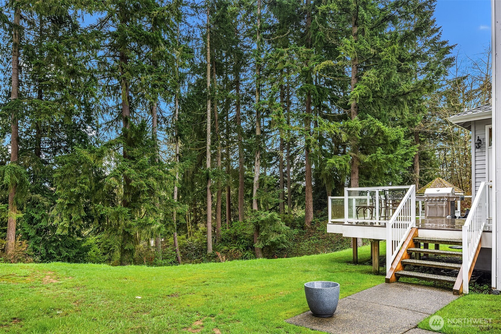 Bothell, Washington, 98012, United States, 4 Bedrooms Bedrooms, ,4 BathroomsBathrooms,Residential,Active,2030597