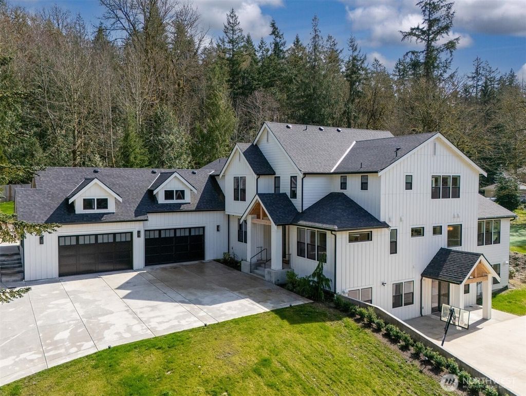 Photo of 28005 SE 63rd Street, Issaquah, WA 98027 (MLS # 2384237)