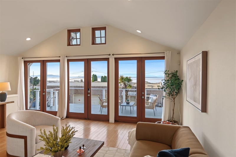 2242 Bonair Place SW