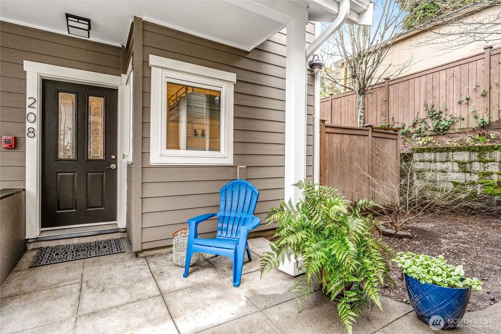 Photo of 7322 Rainier Avenue S #208, Seattle, WA 98118 (MLS # 2489997)