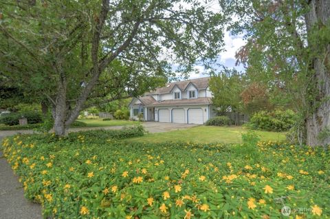 Photo of 4035 Indian Summer Drive SE, Olympia, WA 98513 (MLS # 2531291)