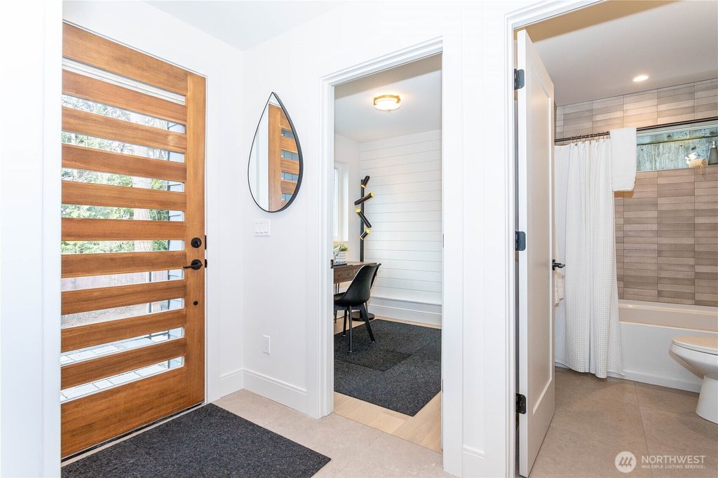 Photo of 3629 B Fremont Avenue N, Seattle, WA 98103 (MLS # 2342069)