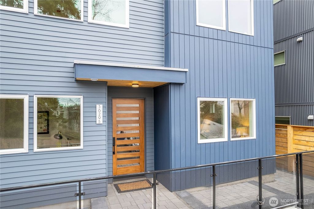 Photo of 3629 B Fremont Avenue N, Seattle, WA 98103 (MLS # 2342069)