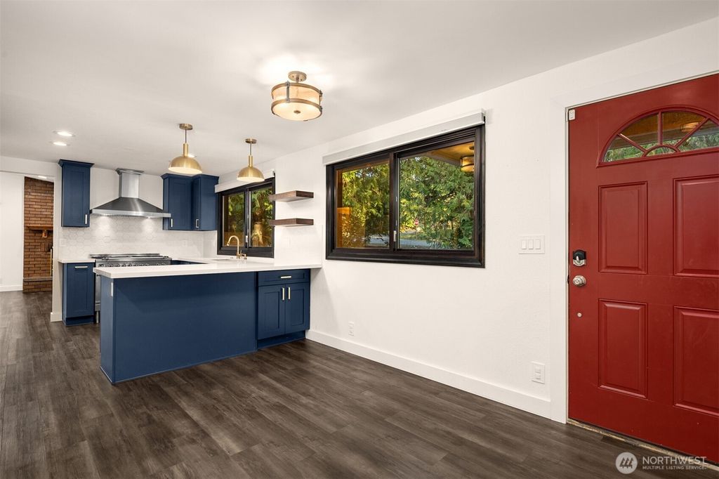 Photo of 16417 210th Avenue NE, Woodinville, WA 98077 (MLS # 2471229)