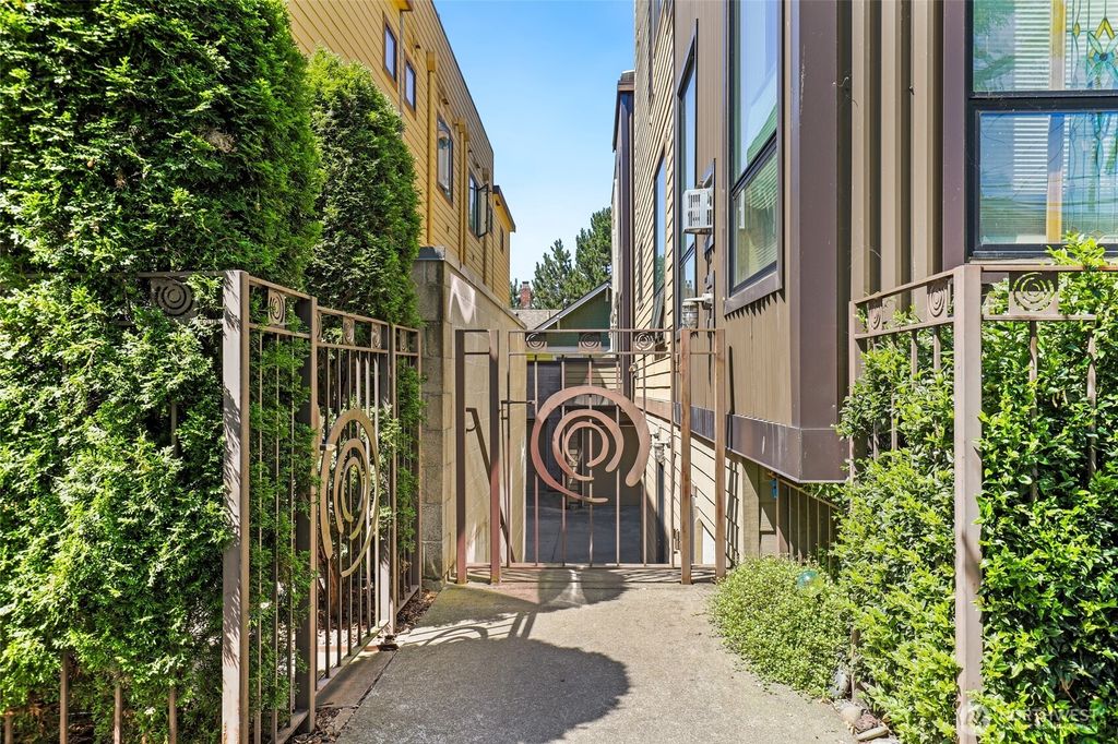 Photo of 4923 39th Avenue S, Seattle, WA 98118 (MLS # 2556183)