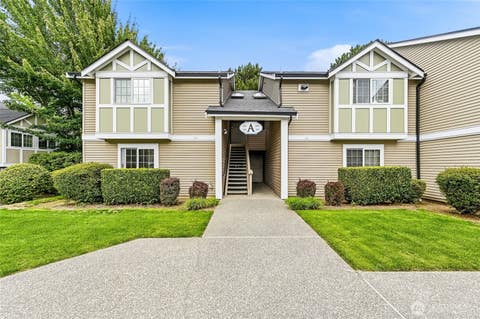 Photo of 26005 106th Place SE #A102, Kent, WA 98030 (MLS # 2560985)