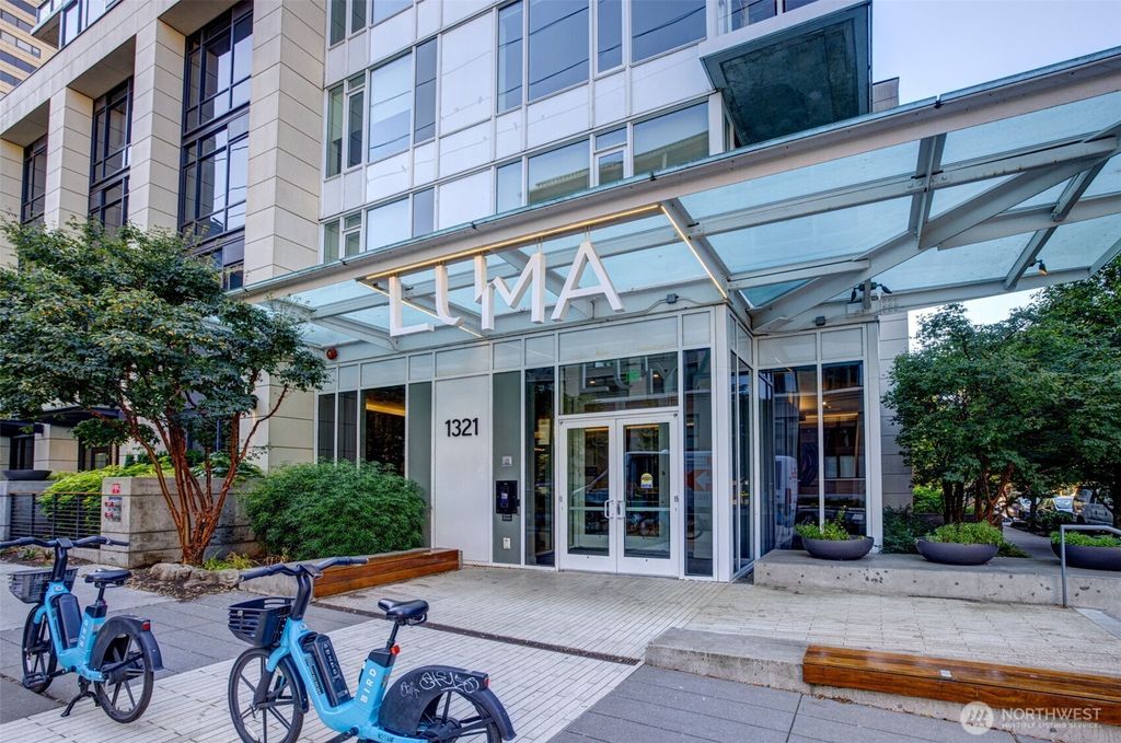 Photo of 1321 Seneca Street #2103, Seattle, WA 98101 (MLS # 2436940)