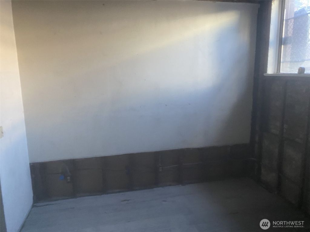 Photo of 22 John Street, Seattle, WA 98109 (MLS # 2474941)