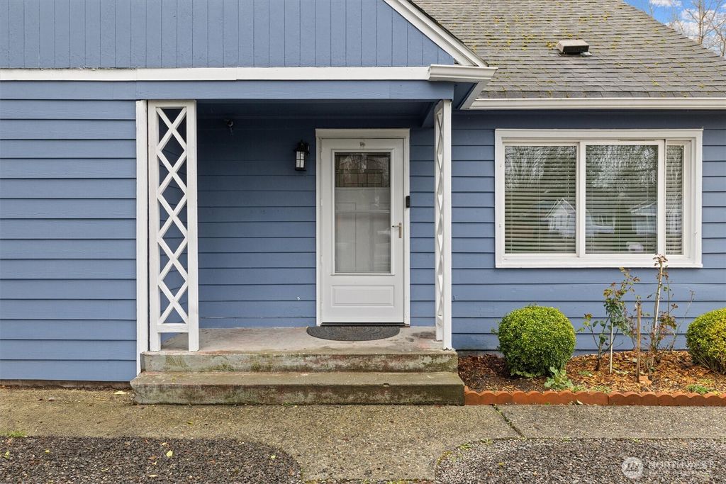 Photo of 12067 Renton Avenue S, Seattle, WA 98178 (MLS # 2481417)