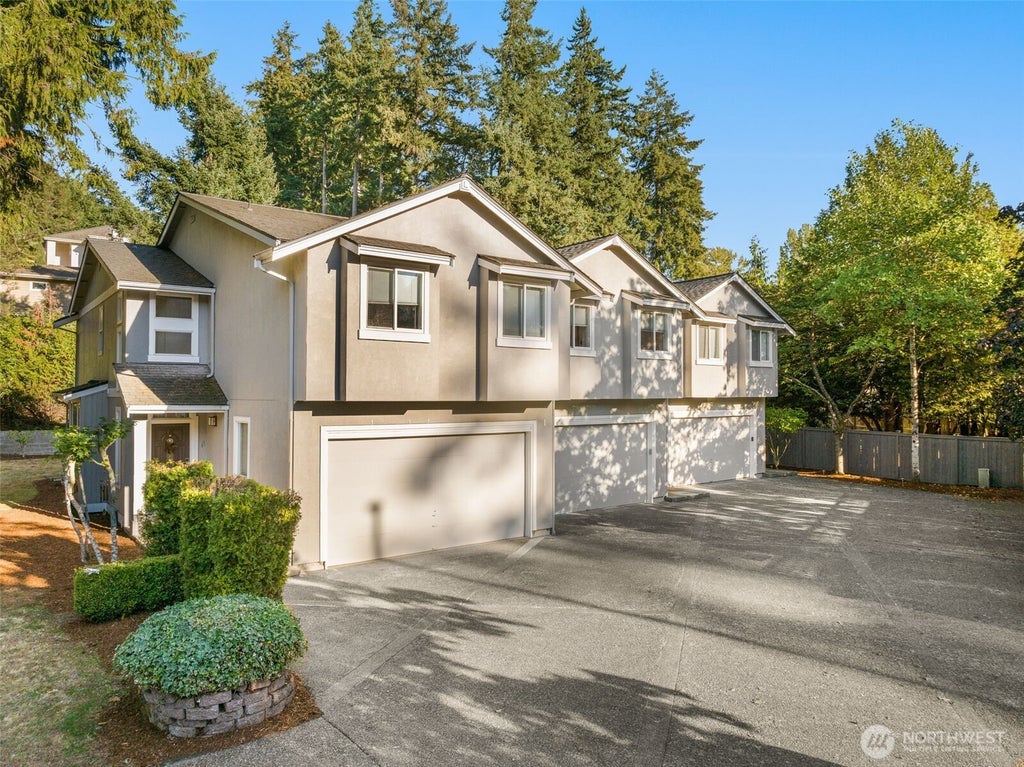 Photo of 1102 Bellevue Way WAY SE #2, Bellevue, WA 98004 (MLS # 2577713)