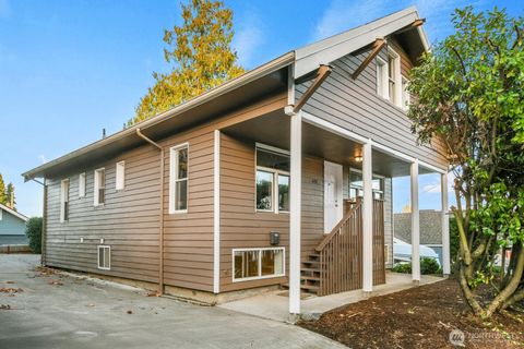 Photo of 408 NE 50th Street, Seattle, WA 98105 (MLS # 2452907)