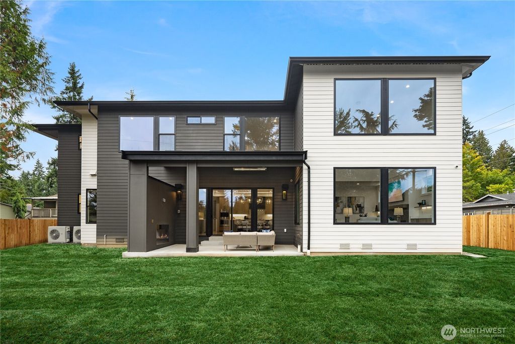 Photo of 13698 NE 83rd Street, Redmond, WA 98052 (MLS # 2405442)